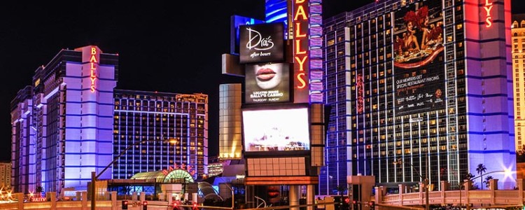 Bally's Las Vegas Casino Tour & Hotel Review - The Strip's First Megaresort  Lives On. Is It Good? 